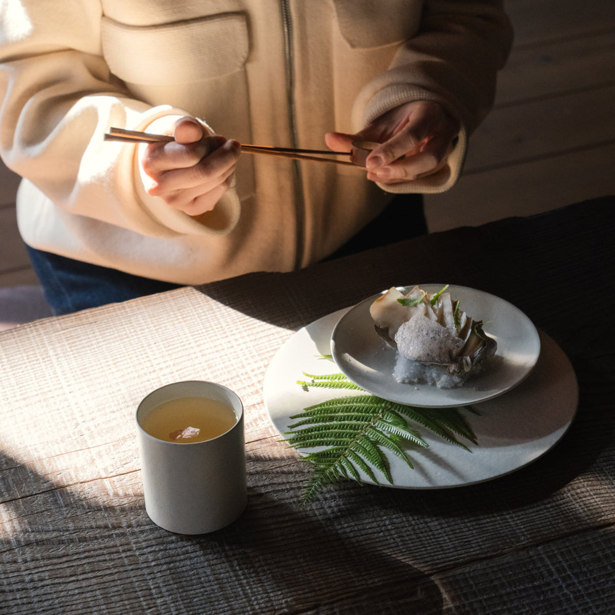 Susudake Octagon Chopsticks & Holder