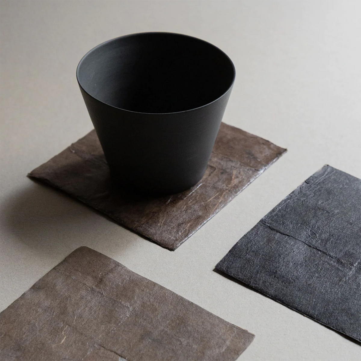 Teacups - Black